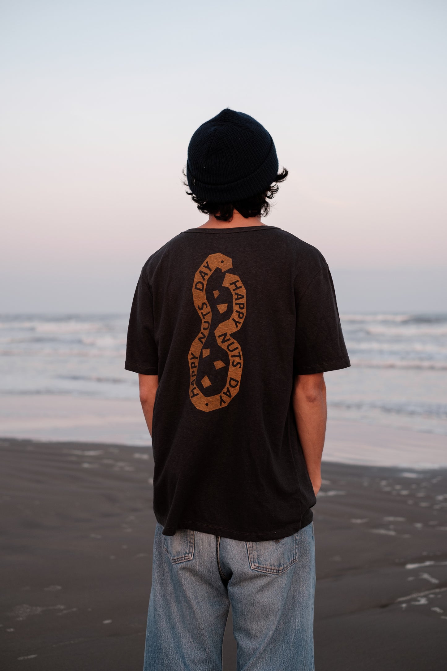 T-SHIRT black